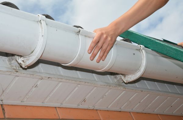Gutter Reattachment in Sunbury